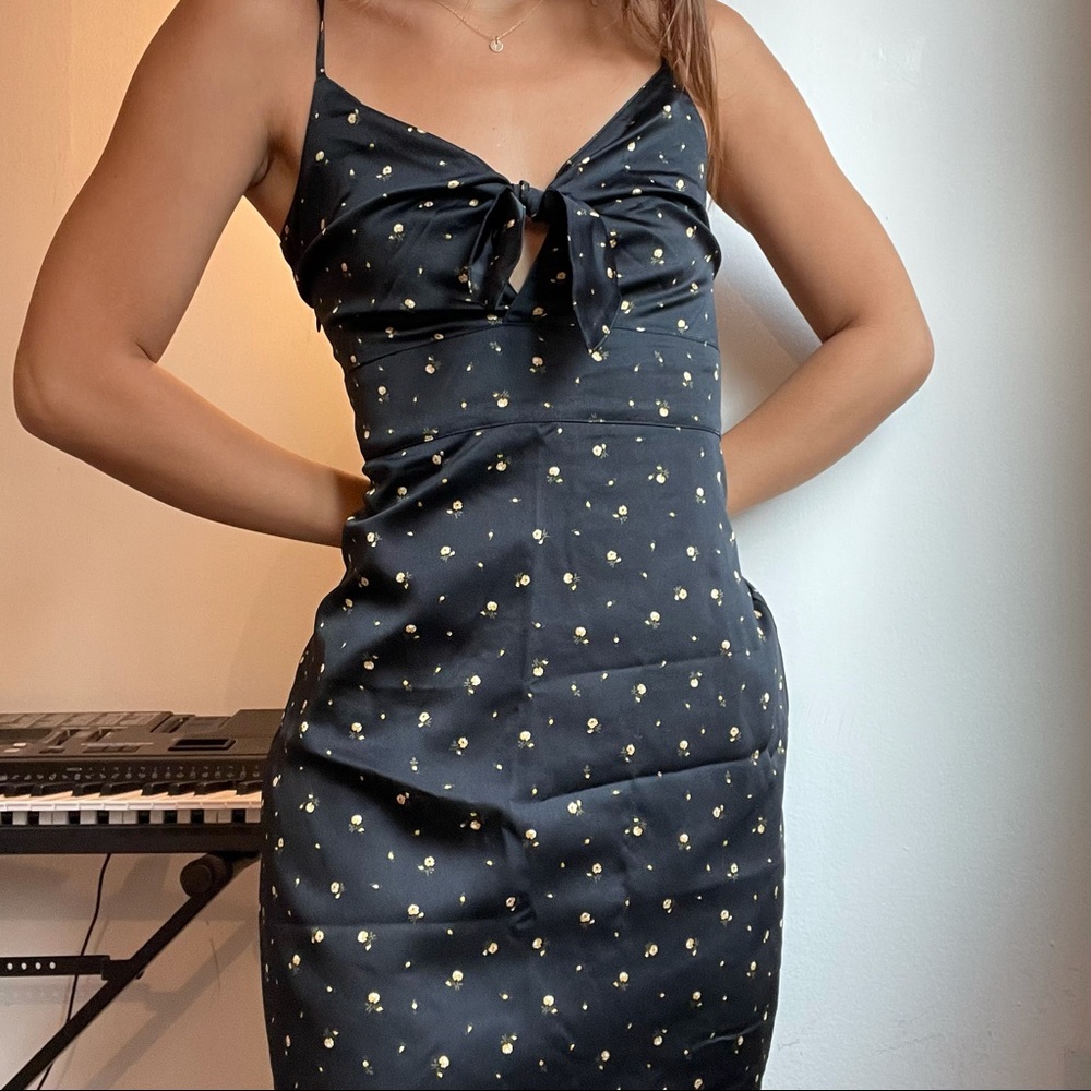 Abercrombie Mini Dress- Satin body con